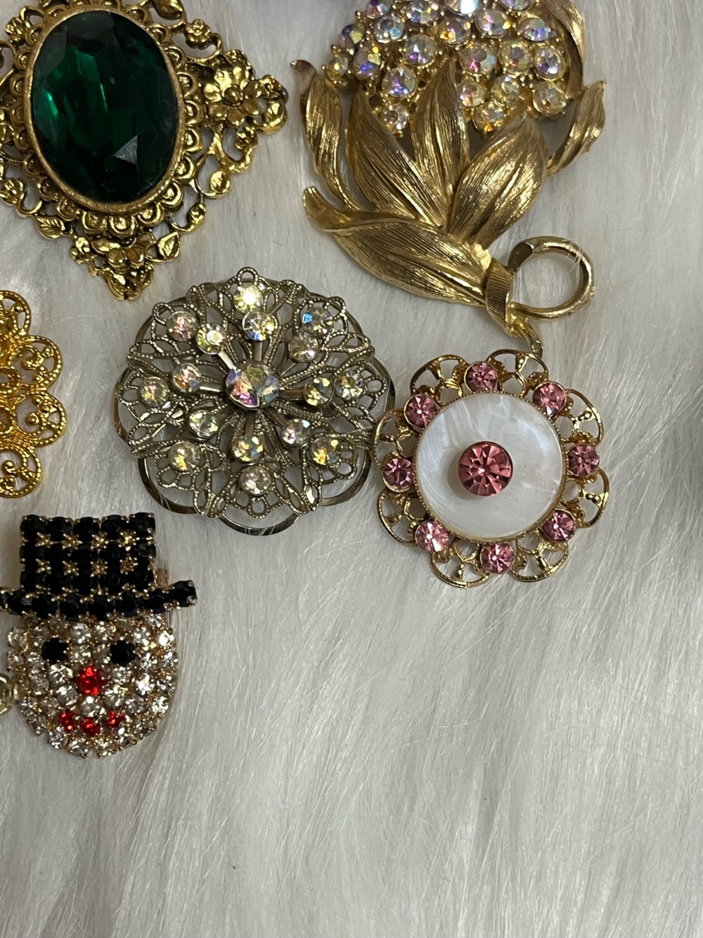 Vintage Brooch Lot - Picture 7 of 13